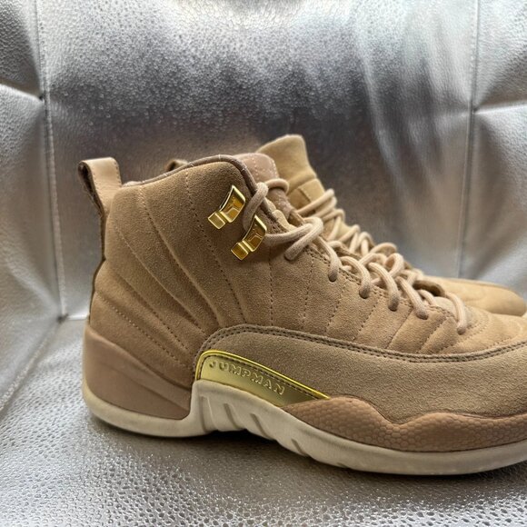 Size‎ 8.5 Nike Air Jordan 12 XII Womens Vachetta Tan Gold Sail Shoes AO6068-203 - Picture 2 of 12